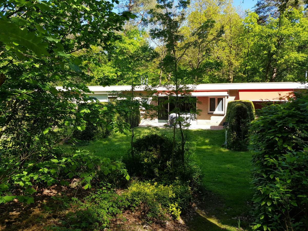 Knusse 5 Persoons Bungalow Hartje Veluwe Otterlo Zewnętrze zdjęcie