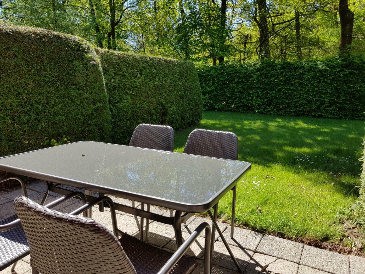 Knusse 5 Persoons Bungalow Hartje Veluwe Otterlo Zewnętrze zdjęcie